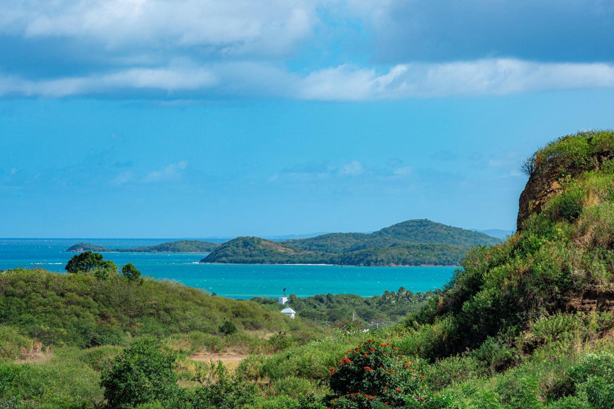 Ocean & Mountains View, Marina, Ferry, Vista Mar, Costa Esmeralda Ceiba Buitenkant foto