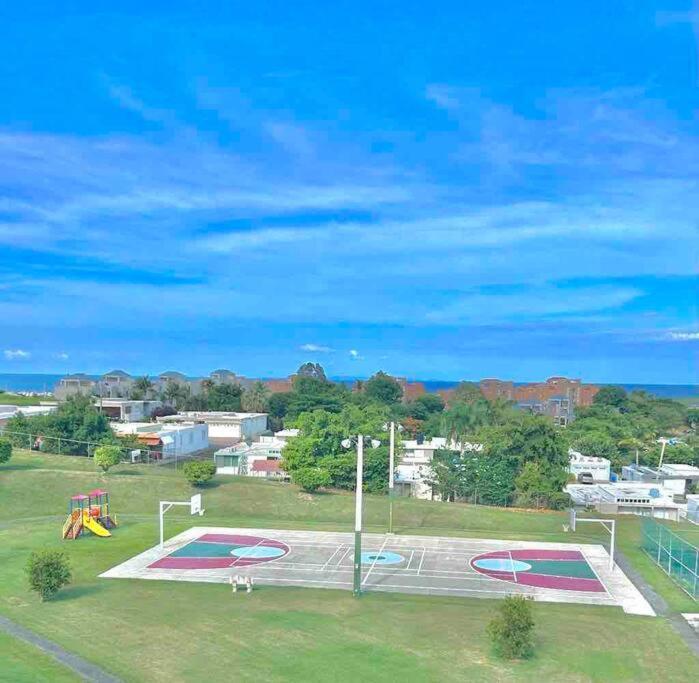 Ocean & Mountains View, Marina, Ferry, Vista Mar, Costa Esmeralda Ceiba Buitenkant foto